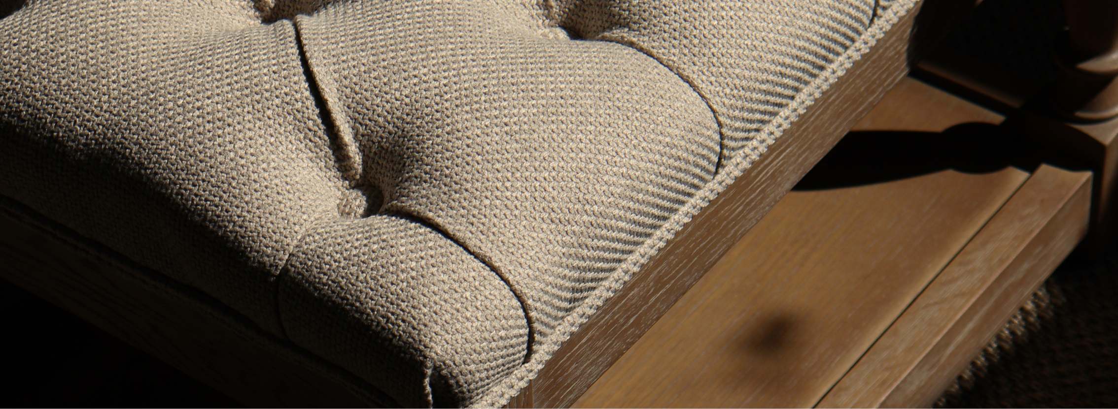 Benches & Ottomans