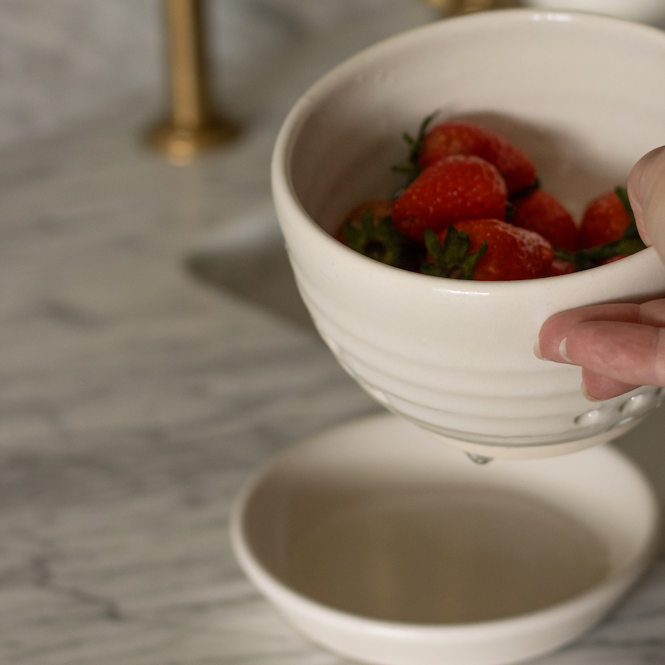 Handmade Oatmeal Berry Colander & Drip Tray