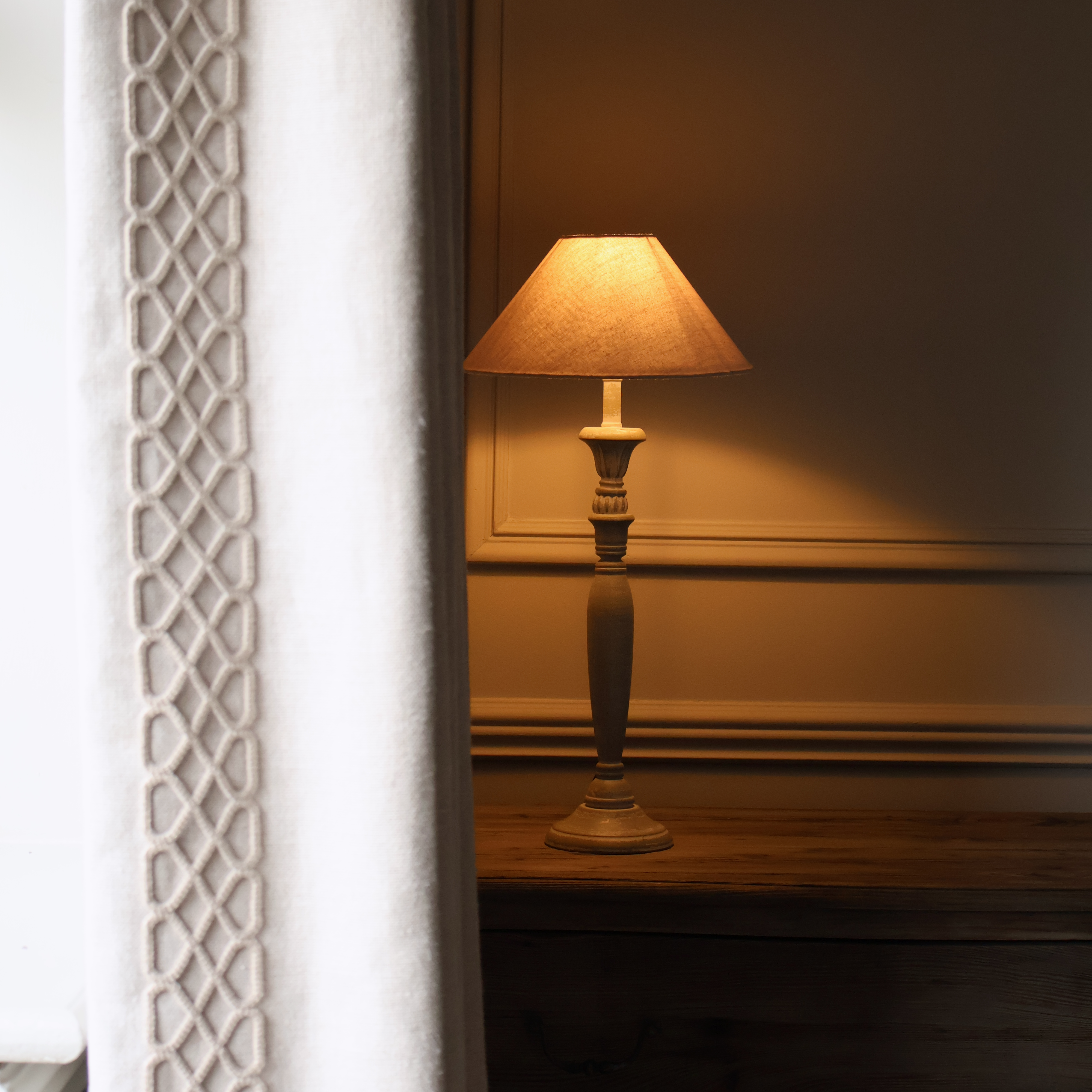 The Ashby Table Lamp