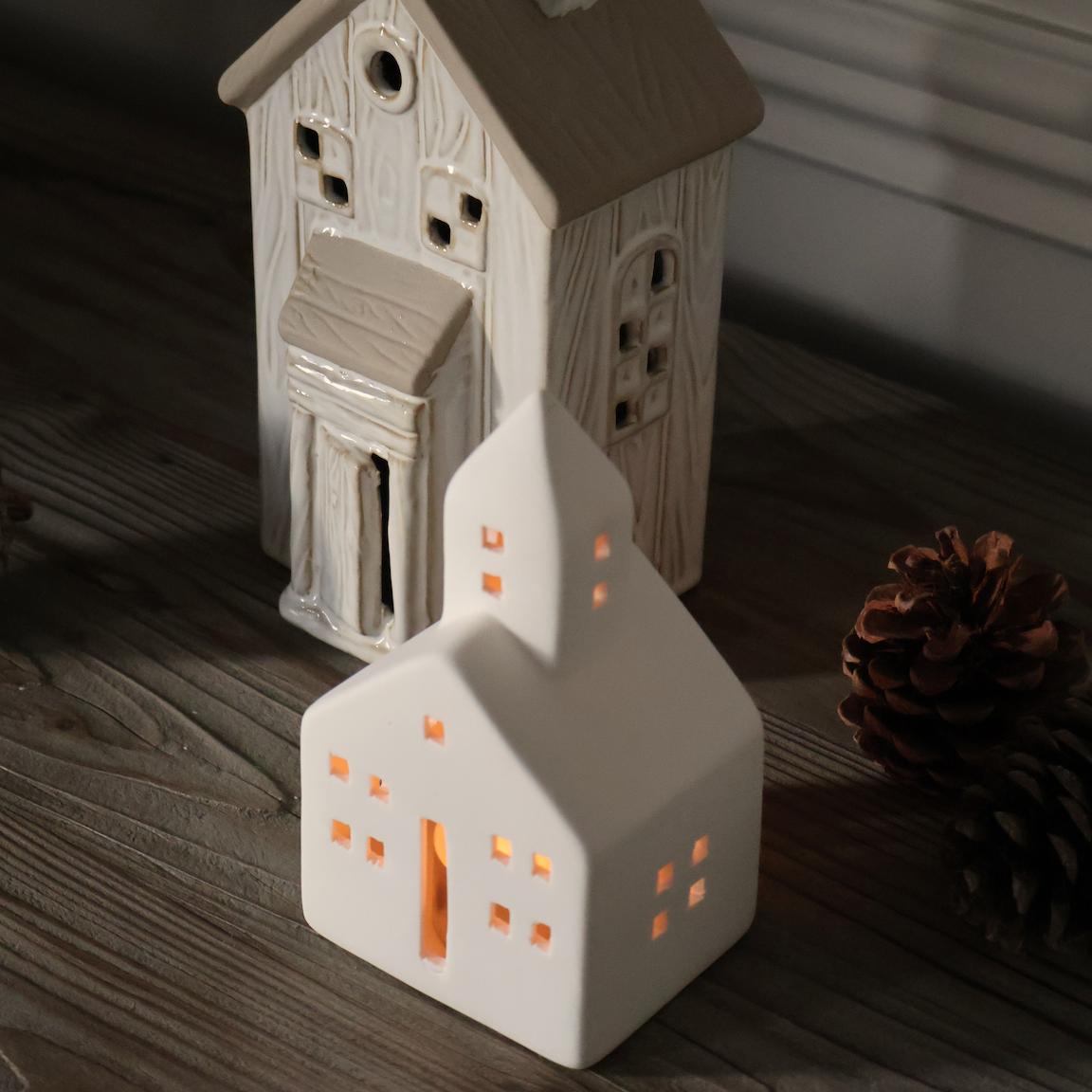 Town Hall Tealight Holder