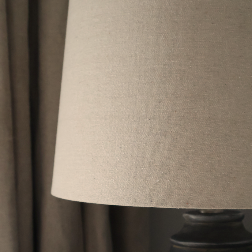 Émilie Medium Table Lamp